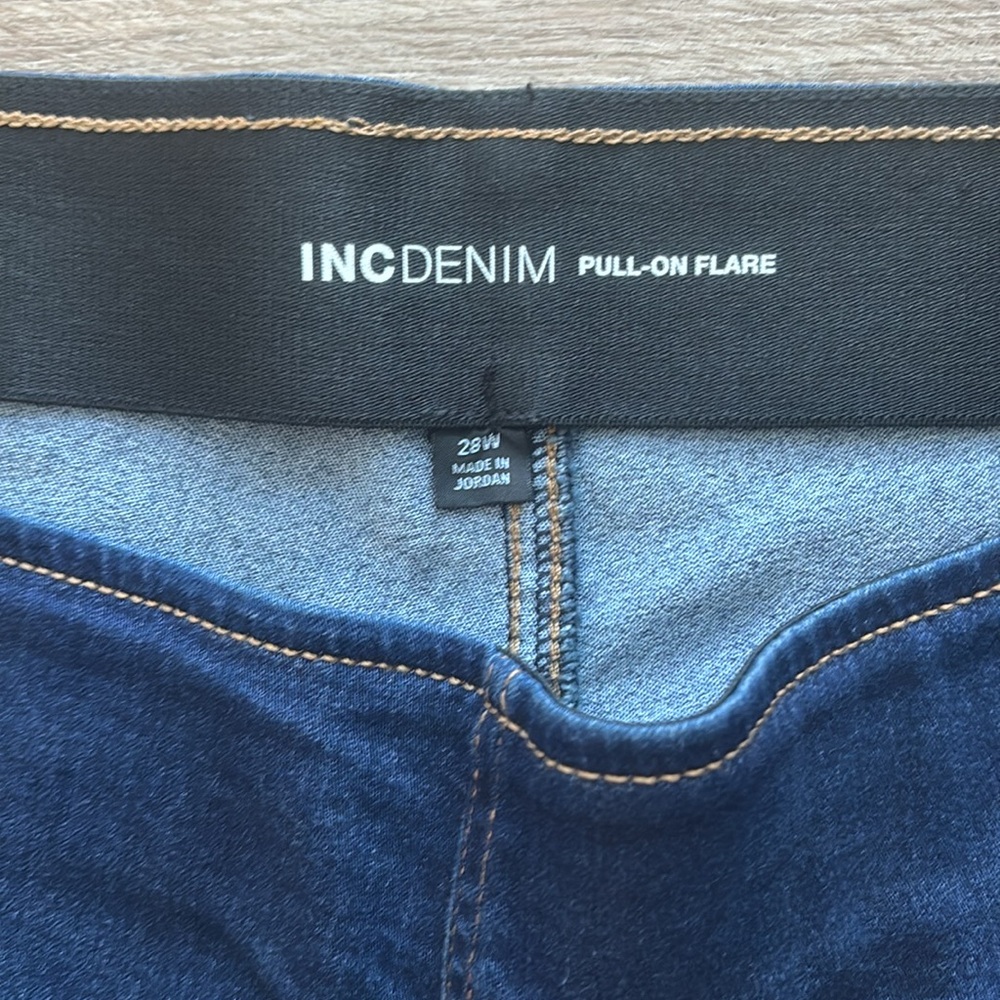 Women's Dark Blue Jeans - Picture 3 of 3